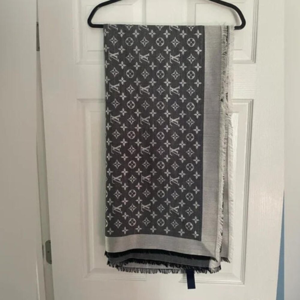 Louis Vuitton Monogram Denim Shawl